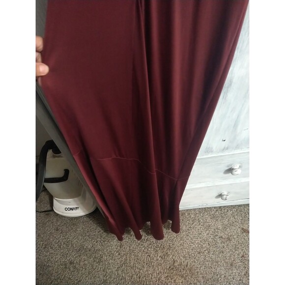 Love & Friends Maxi One Sleeve Dress Xs Nwt Sexy Burgundy - Picture 5 of 10